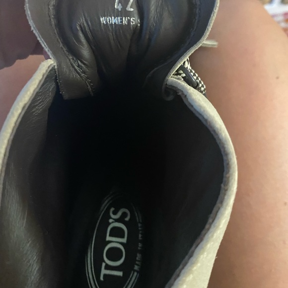Tod’s leather/suede ankle booties, mint condition! - Picture 4 of 8